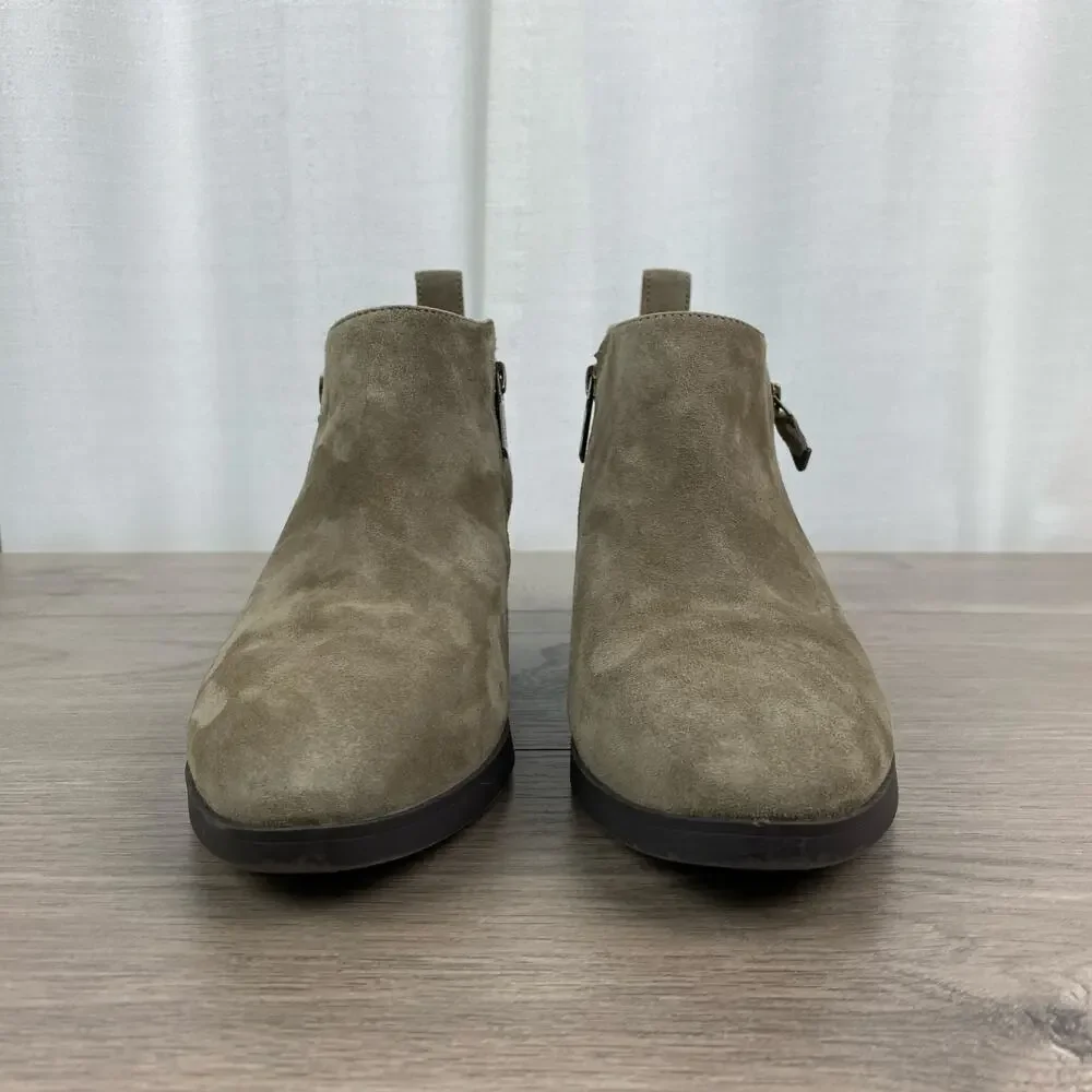 Vionic Stone Tan Gray Suede Cecily Waterproof Block Heel Booties Sz.8.5